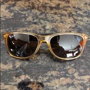 Have to many Ray Bans